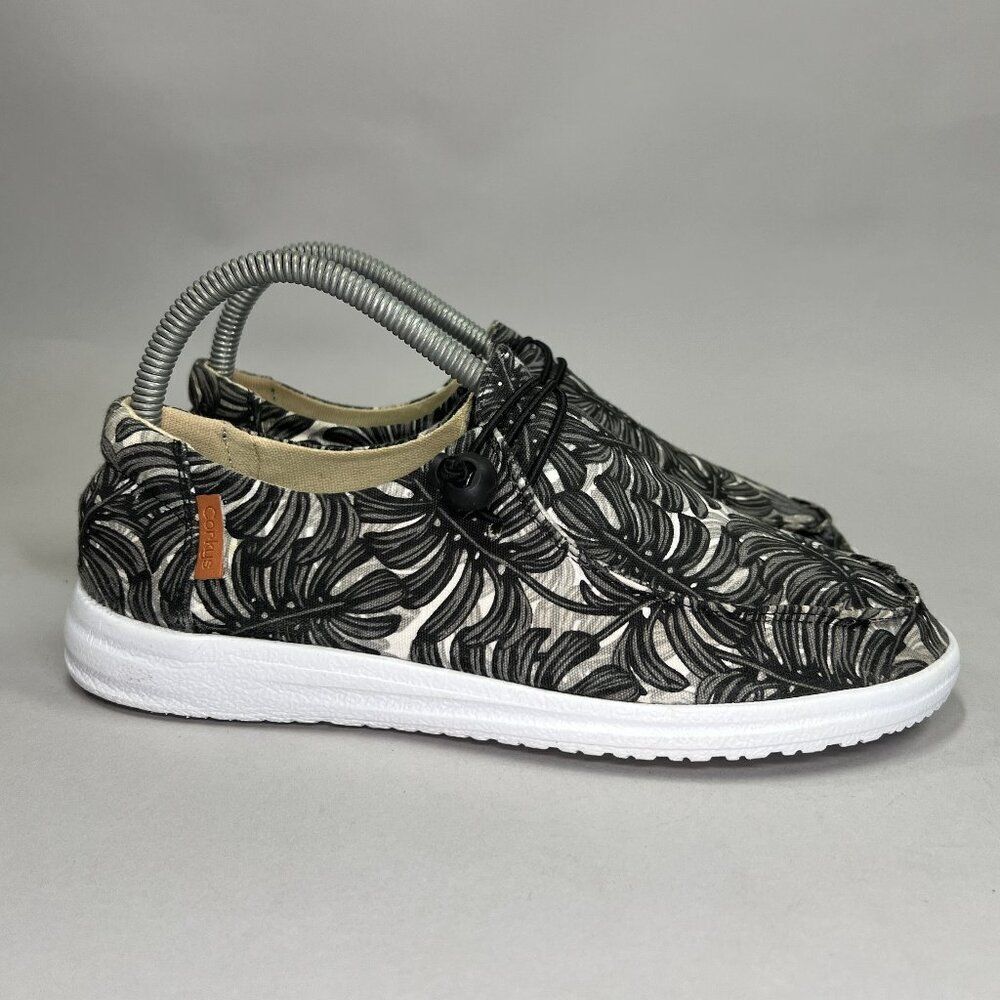 Corkys Women's Size 8 Kayak Casual Slip‎ On Shoes